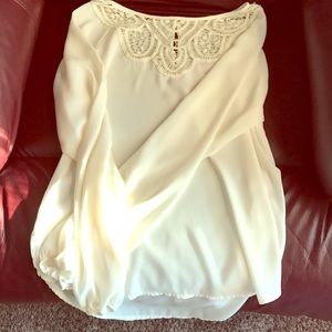 Large Xhilaration cream shirt